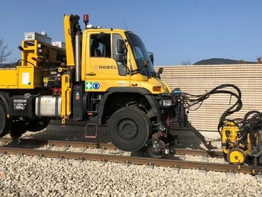 PORR Bahnbau Schrauben